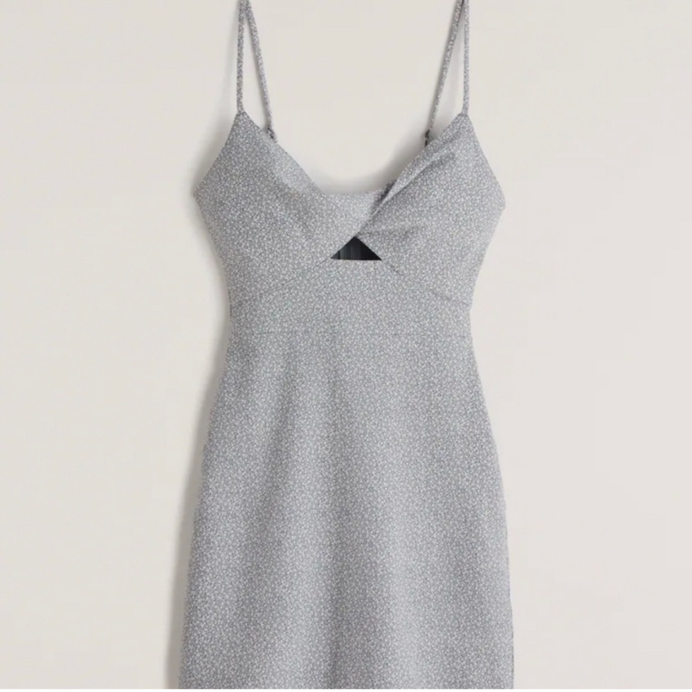Abercrombie&Fitch Twist Front Cut Out Mini Dress Sz M